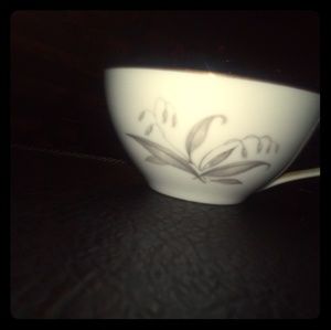 Kaysons fine china made in Japan Golden Rhapsody